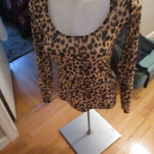 new with tags victoria secret top sz s/p leopard